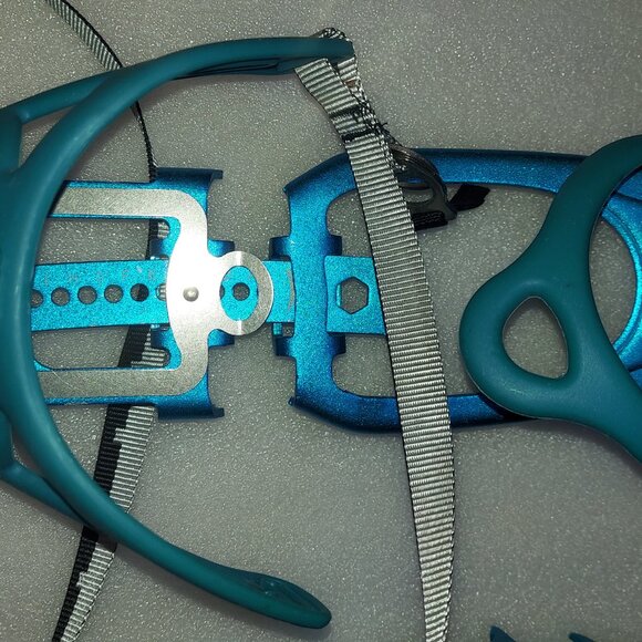 BRS Anti-slip 14-Teeth Ice Snow Climbing Cleats Crampons Gripper NEW - Picture 15 of 16